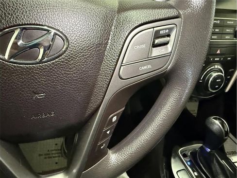 Used 2017 Hyundai Santa Fe Sport image 31
