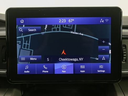 Used 2023 Ford Explorer XLT w/ Equipment Group 202A AWD/4WD image 26