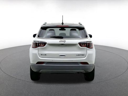 Used 2025 Jeep Compass Trailhawk AWD/4WD image 8