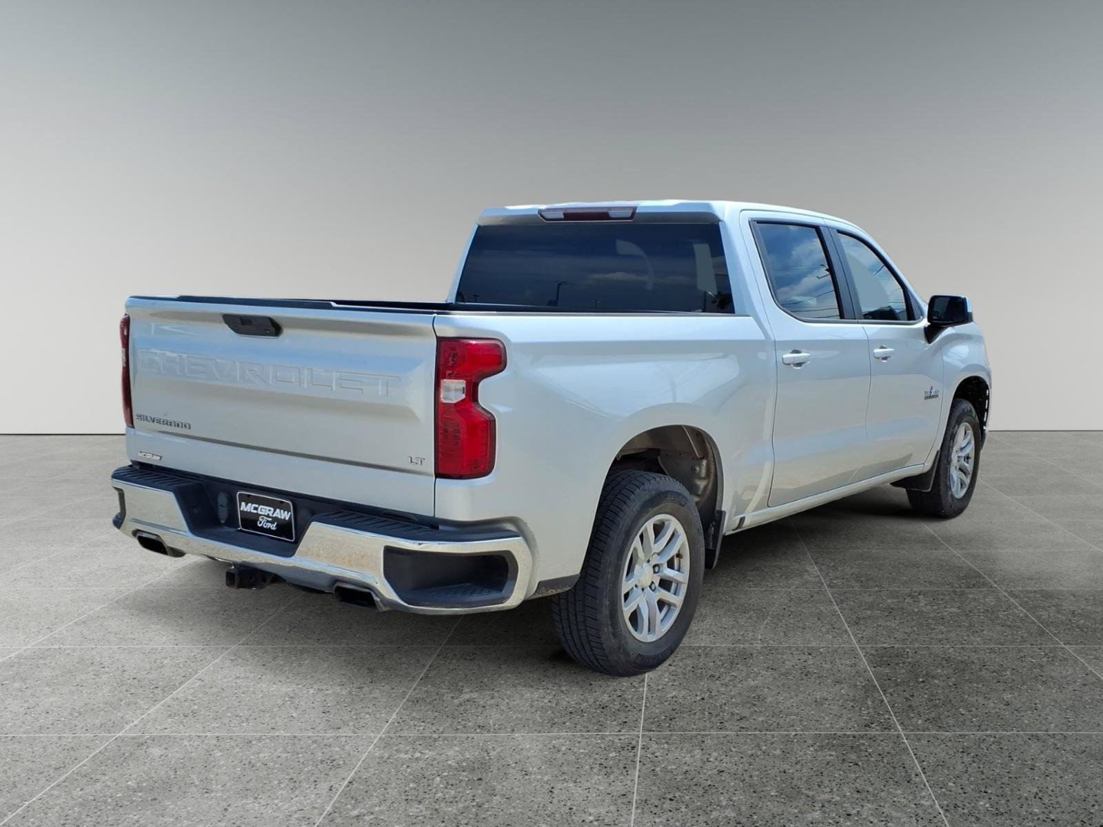 Used 2020 Chevrolet Silverado 1500 LT w/ Texas Edition AWD/4WD image 3