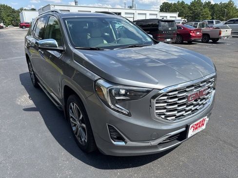 Used 2018 GMC Terrain Denali w/ Advanced Safety Package image 7
