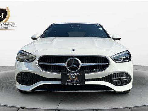 Used 2024 Mercedes-Benz C 300 4MATIC Sedan w/ Exclusive Trim Package image 8