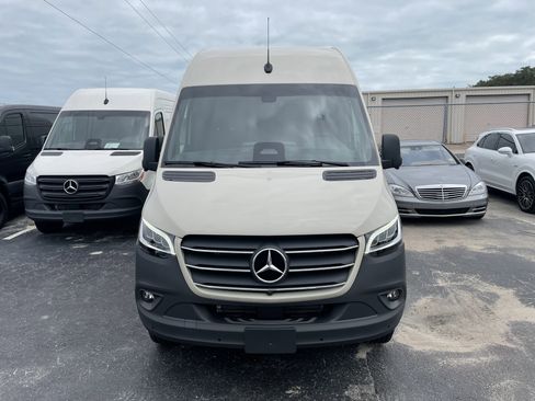 New 2026 Mercedes-Benz Sprinter 2500 image 2