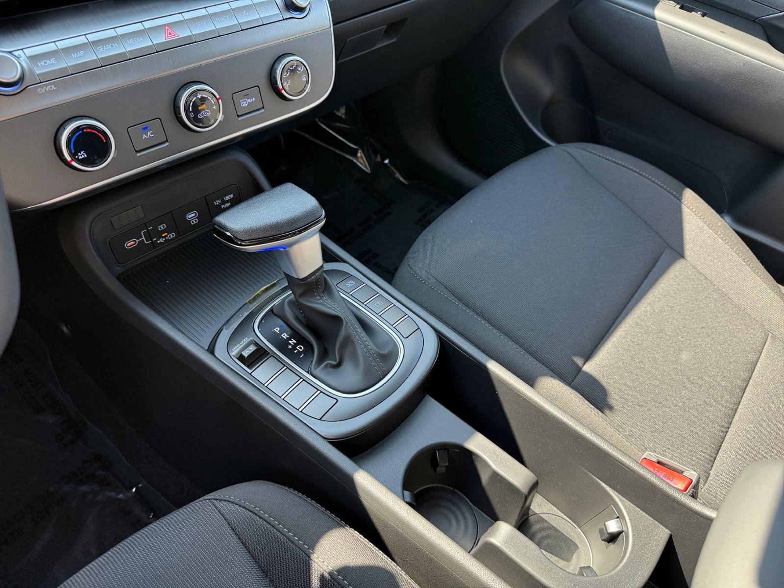 Certified 2026 Hyundai Kona SE FWD image 13