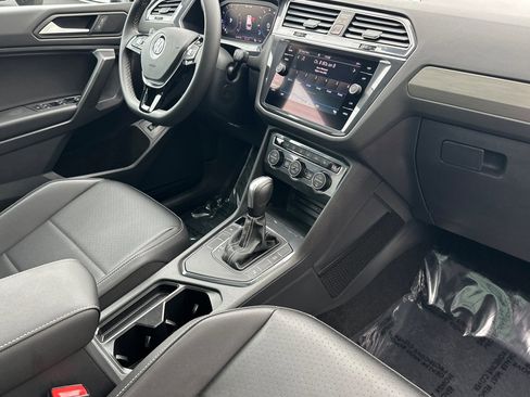 Used 2021 Volkswagen Tiguan S image 17