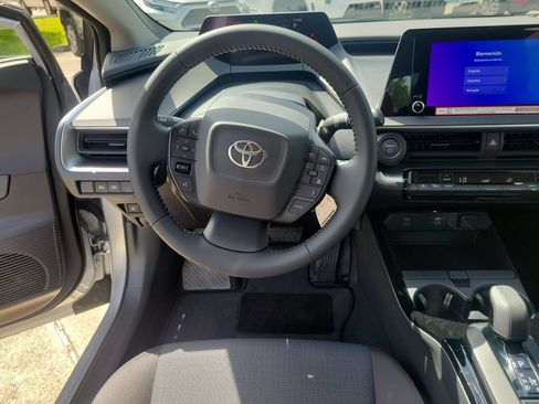 Used 2026 Toyota Prius LE FWD image 21