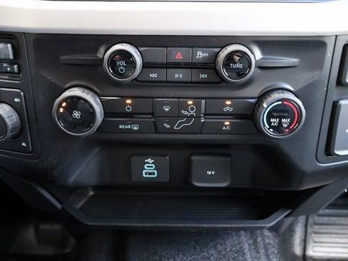 New 2026 Ford F250 XL w/ XL Off-Road Package AWD/4WD image 9