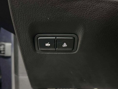 Used 2016 Chevrolet Corvette Stingray Coupe w/ 2LT Preferred Equipment Group image 28