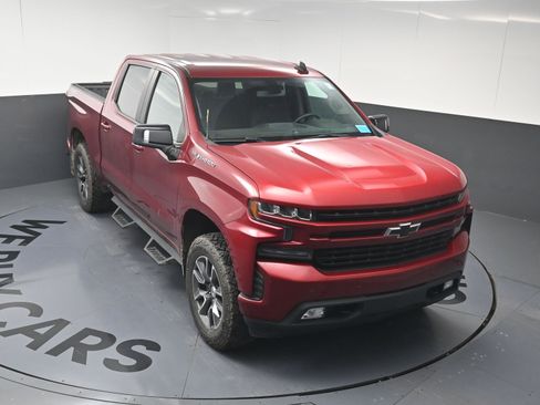 Used 2020 Chevrolet Silverado 1500 RST w/ RST Value Package image 22