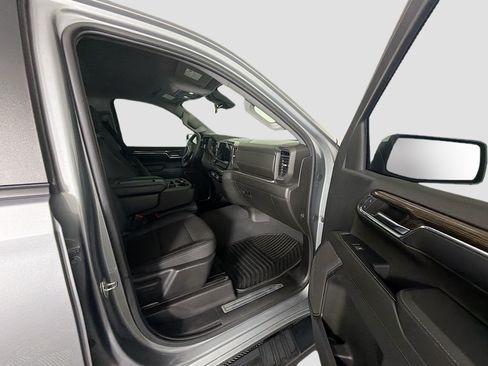 Used 2024 Chevrolet Silverado 1500 LT AWD/4WD image 30