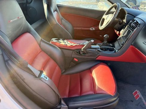 Used 2010 Chevrolet Corvette Grand Sport w/ Preferred Equipment Group image 11