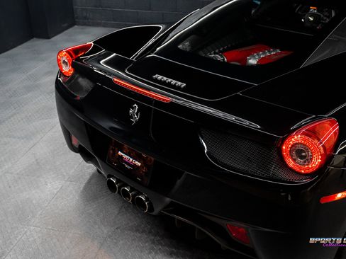 Used 2011 Ferrari 458 Italia Coupe image 40