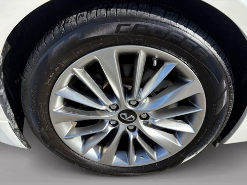 Used 2023 INFINITI Q50 Luxe w/ Cargo Package image 9