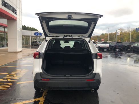 Certified 2024 Toyota RAV4 LE image 28