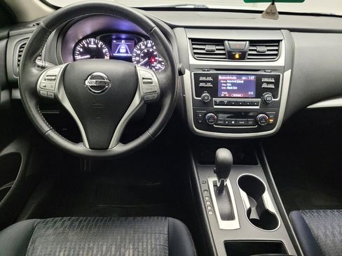 Used 2017 Nissan Altima 2.5 SV FWD image 22