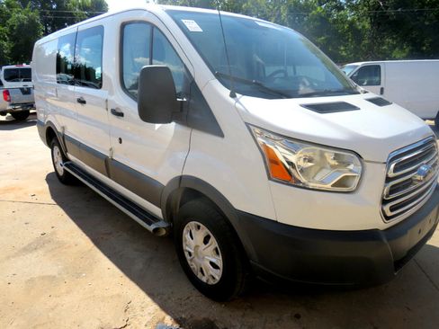 Used 2015 Ford Transit 250 130 Low Roof w/ Exterior Upgrade Package image 3