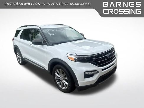 Used 2021 Ford Explorer XLT w/ Equipment Group 202A RWD image 1