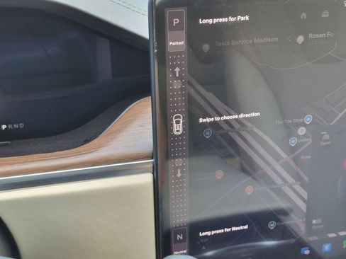 Used 2022 Tesla Model X AWD/4WD image 24