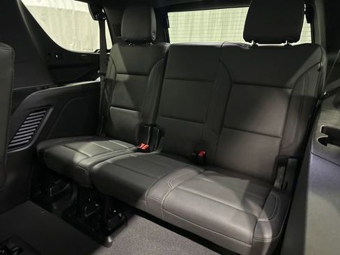 Used 2024 Chevrolet Tahoe Z71 w/ Luxury Package image 12