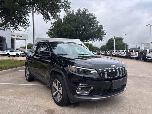 Used 2020 Jeep Cherokee Limited AWD/4WD image 3