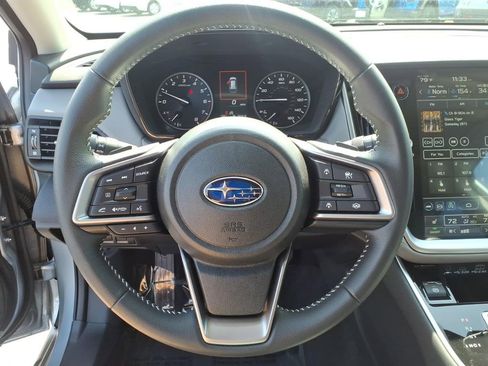 Used 2025 Subaru Outback Premium w/ Popular Package #1A image 22