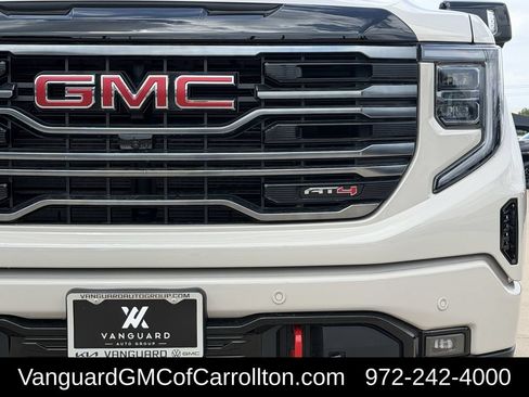 New 2026 GMC Sierra 1500 AT4 w/ AT4 Premium Package AWD/4WD image 8