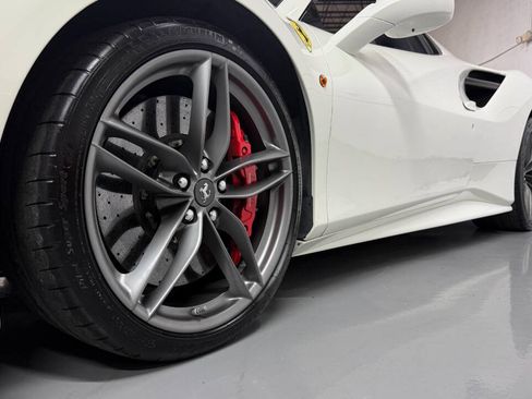 Used 2019 Ferrari 488 Spider RWD image 35