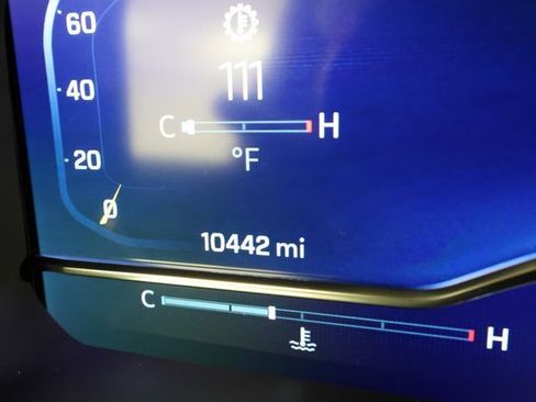 Used 2024 Chevrolet Silverado 1500 High Country w/ Technology Package image 14