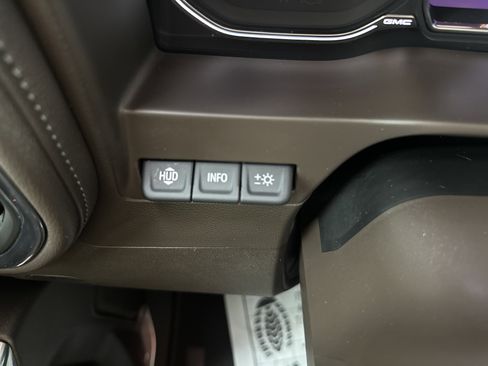 Used 2020 GMC Sierra 1500 Denali w/ Denali Ultimate Package image 25