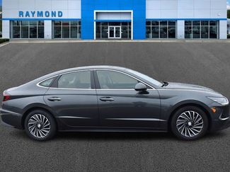 Used 2023 Hyundai Sonata Limited video 2