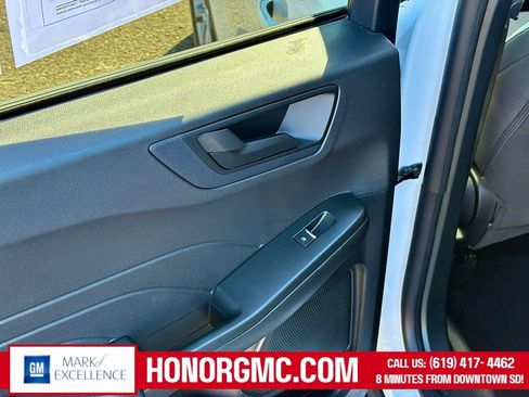Used 2022 Ford Escape SE FWD image 17