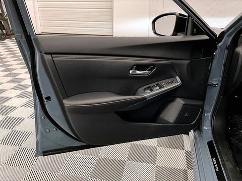 New 2025 Nissan Sentra SR w/ SR Premium Package image 29