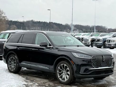 Used 2025 Lincoln Aviator Reserve w/ Illumination Package image 37