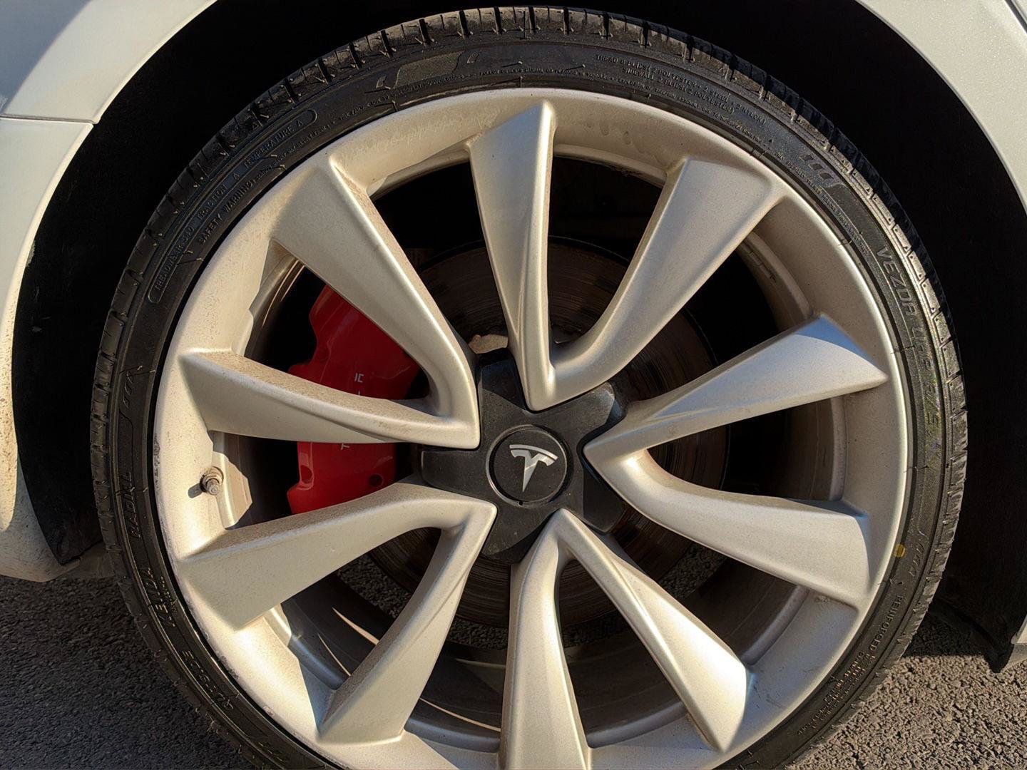 Used 2018 Tesla Model 3 Performance AWD/4WD image 9