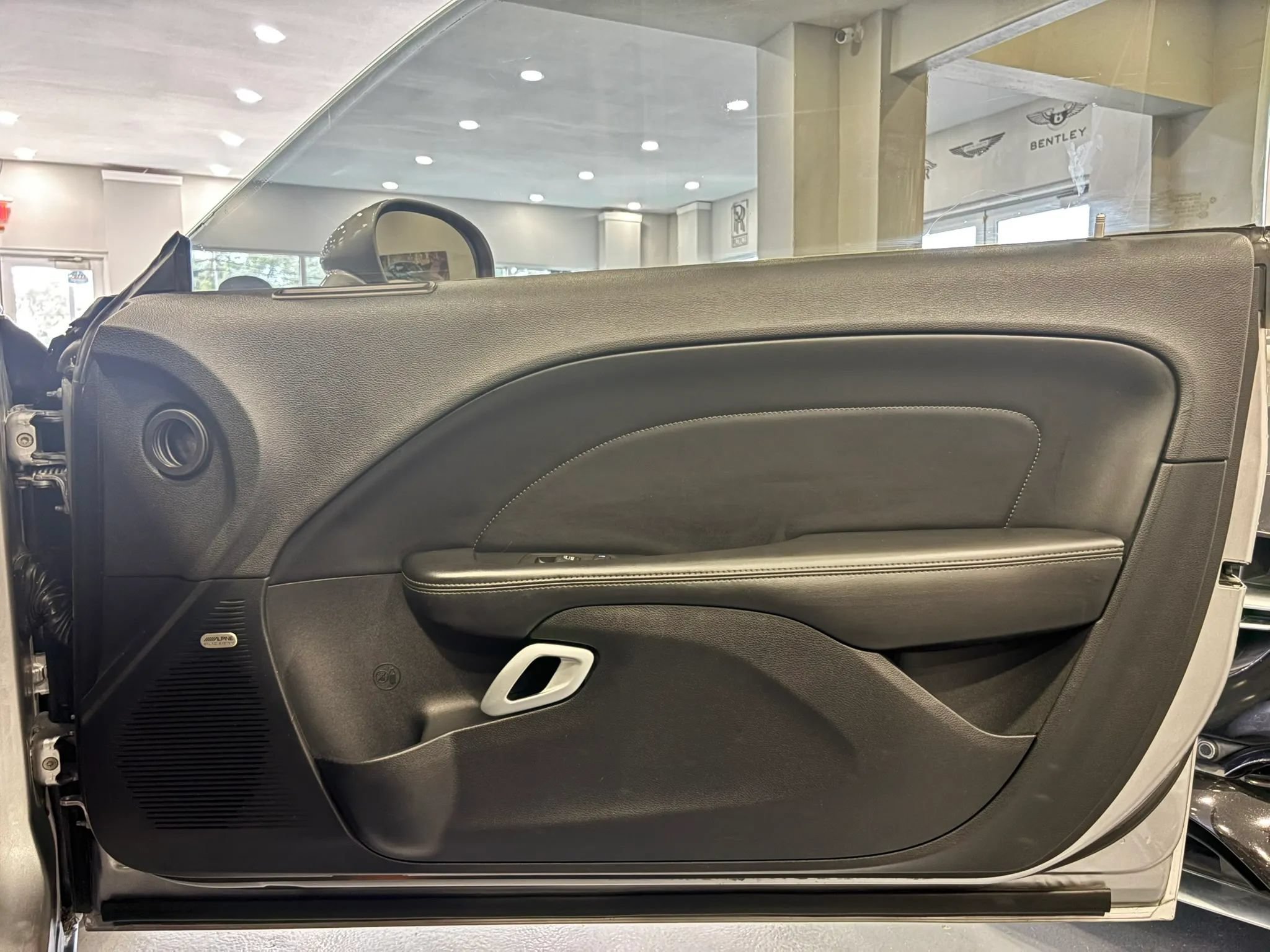 Used 2015 Dodge Challenger SXT Plus RWD image 35