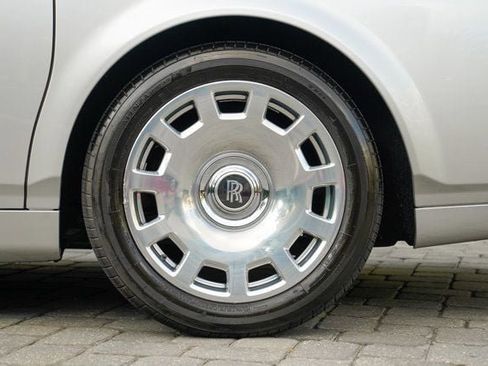 Used 2013 Rolls-Royce Phantom Sedan image 18