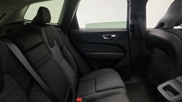 Used 2025 Volvo XC60 B5 Core AWD/4WD image 41