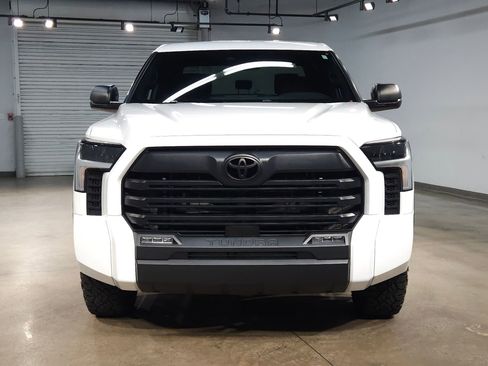 Used 2025 Toyota Tundra SR5 AWD/4WD image 2
