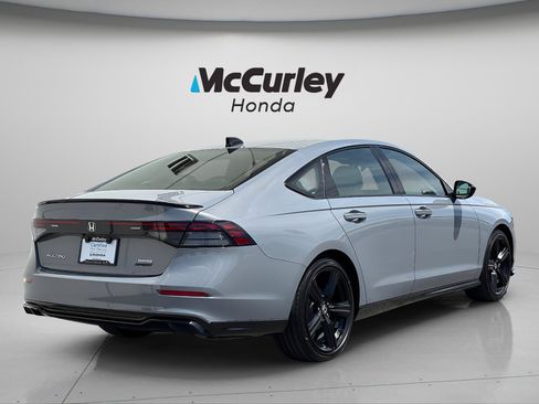 Certified 2025 Honda Accord Sport image 3