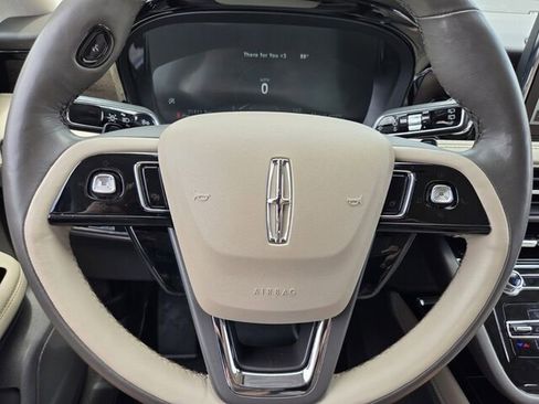 Used 2022 Lincoln Corsair Reserve w/ Equipment Group 201A FWD image 28