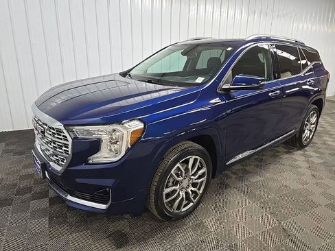 Used 2023 GMC Terrain Denali image 8