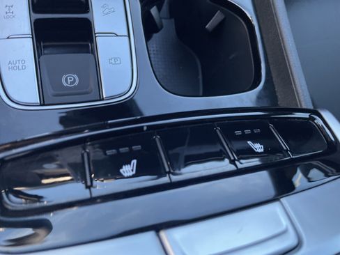 Used 2024 Hyundai Santa Cruz Night image 35