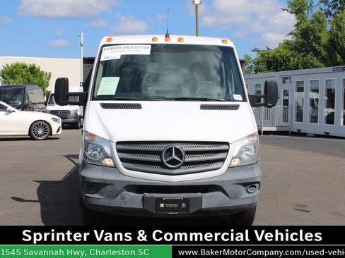 Used 2016 Mercedes-Benz Sprinter 3500 image 2