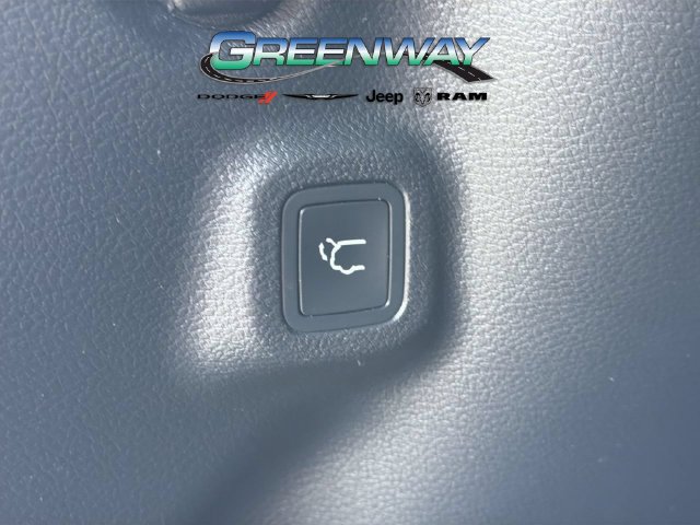 Used 2021 Jeep Compass Latitude AWD/4WD image 9