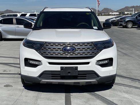 Used 2021 Ford Explorer Limited w/ Equipment Group 301A image 2