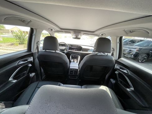 Used 2025 Audi Q5 Premium AWD/4WD image 13