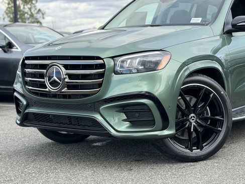 New 2026 Mercedes-Benz GLS 450 4MATIC image 3