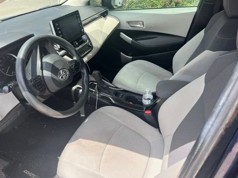 Used 2020 Toyota Corolla LE FWD image 9