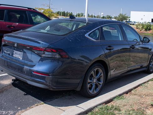 Used 2024 Honda Accord EX image 4