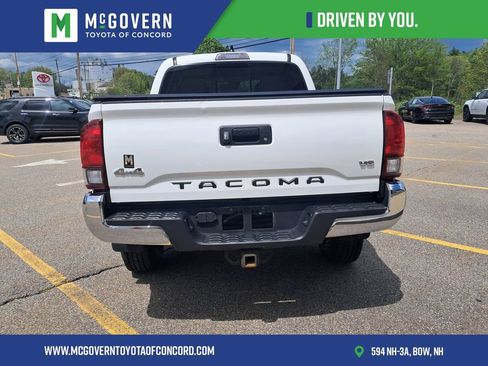 Used 2023 Toyota Tacoma SR5 AWD/4WD image 4